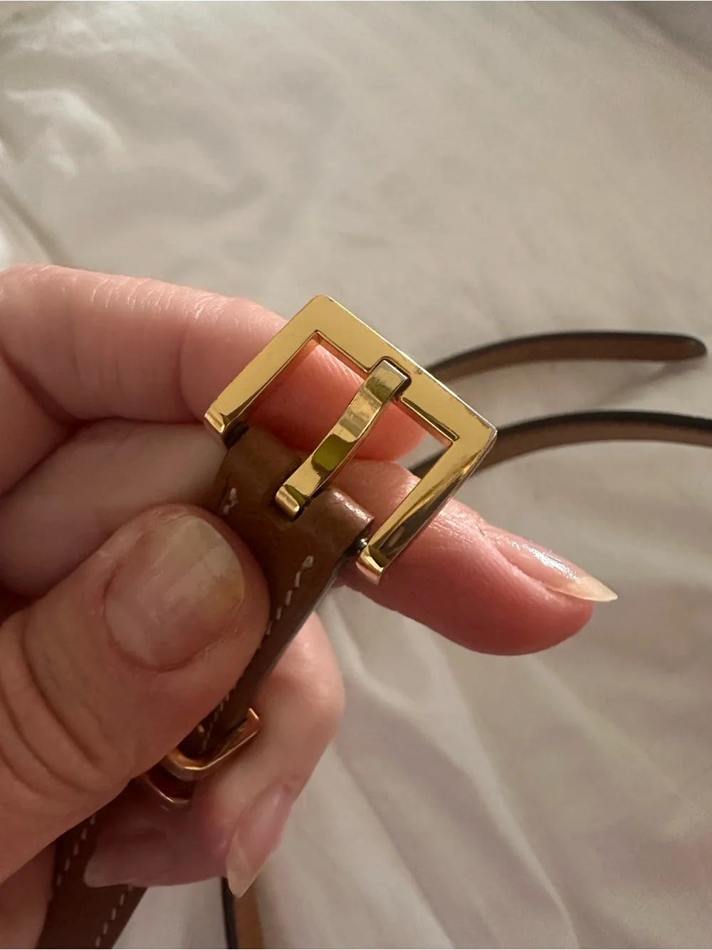 Hermes Tan Slim Leather Belt with Gold Buckle total length: 38 in / 97 cm